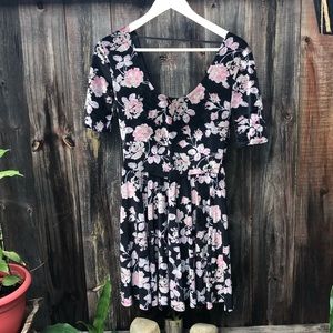 Kimchi Blue - Velvet Flowered Dress - Med